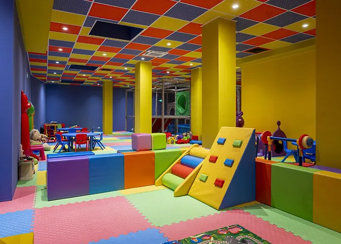 премиер лъкшъри маунтайн ризорт Хотел 5*