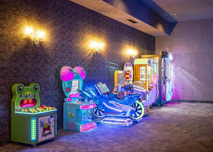 премиер лъкшъри маунтайн ризорт Хотел 5*