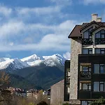Premier Luxury Mountain