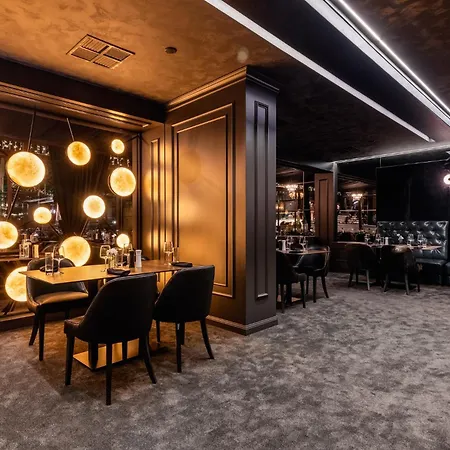 Premier Luxury Mountain Hotel