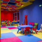 بريميير لوكشري ماونتن ريزورت فندق 5*