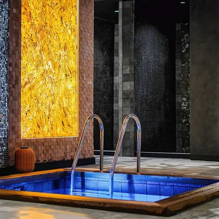 Premier Luxury Mountain Otel