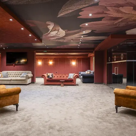 Premier Luxury Mountain Отель