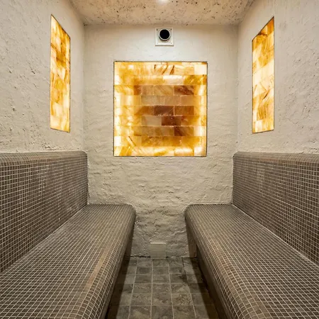 Premier Luxury Mountain Hotel