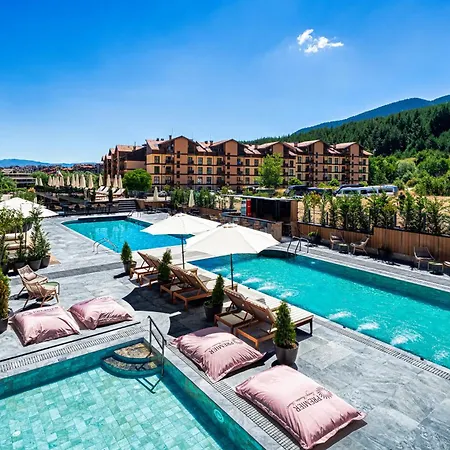 Premier Luxury Mountain